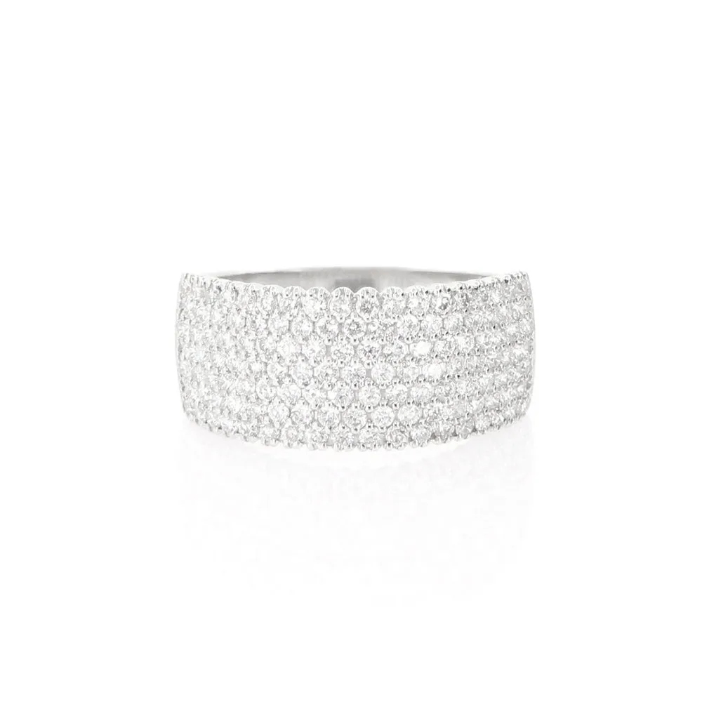 Anello Fascia in Oro Bianco con Pave di Diamanti Davite & Delucchi