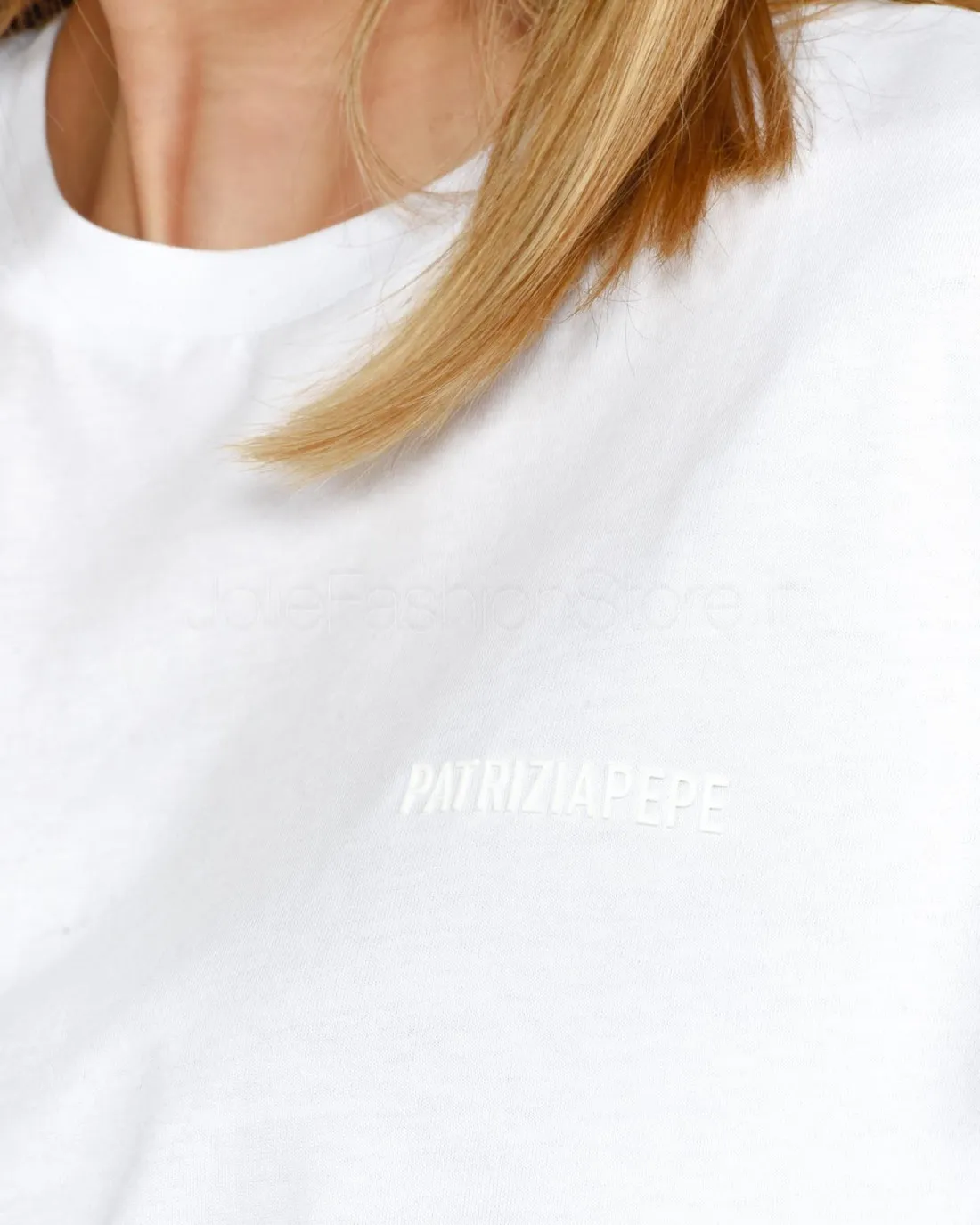 ---------------  ---------------  ---------------  ---------------  --------------Patrizia Pepe Basic White T-Shirt------